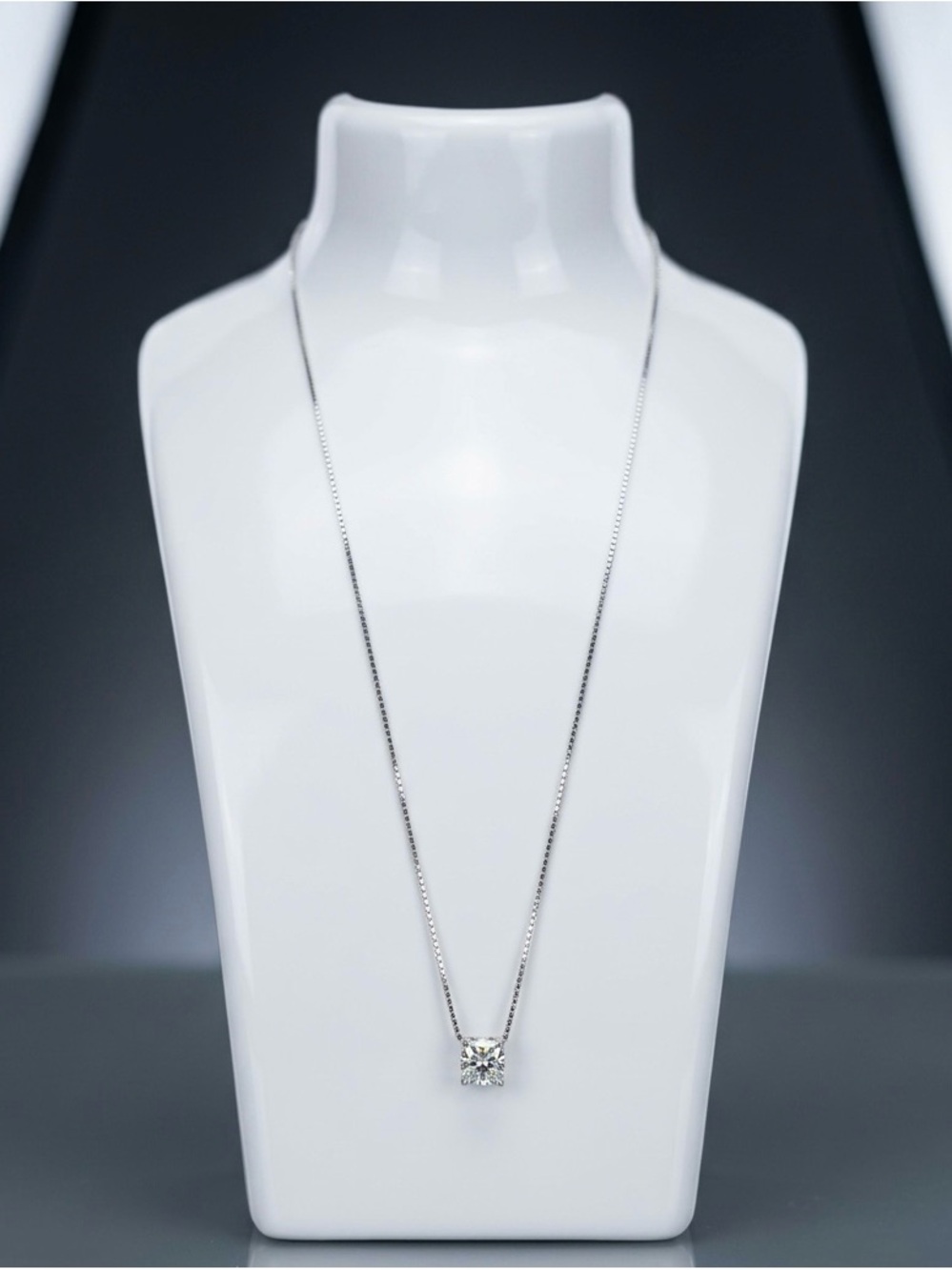 Sterling Silver Pendant Necklace with White Solitaire Moissanite Stone‼️